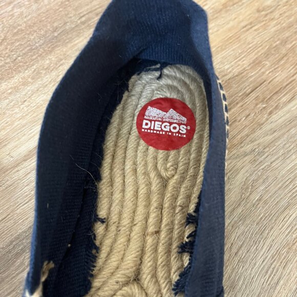 Diegos Navy Blue White Stitching Espadrilles NWT - Picture 2 of 4